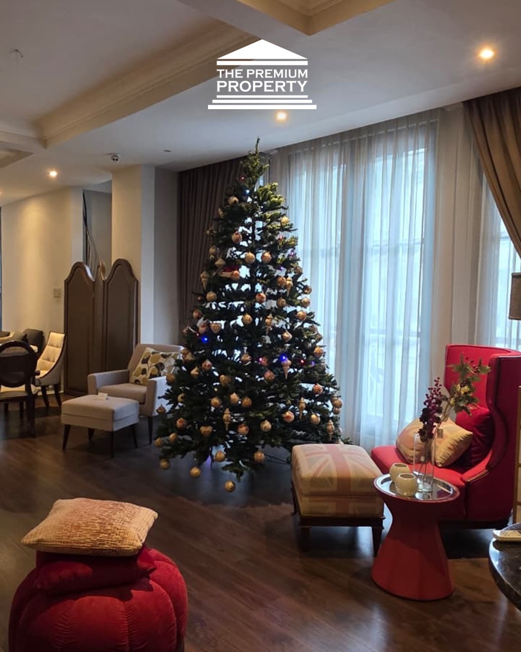 Rumah Sewa Panglima Polim Jakarta Selatan: Parkir 6 Mobil, Jalan 2 Mobil