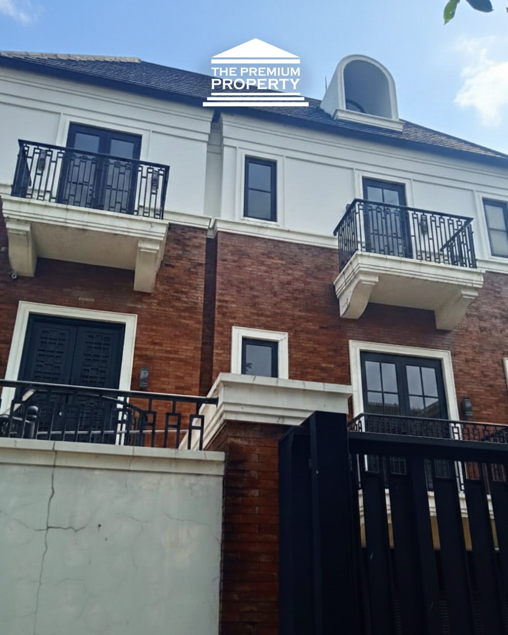 Rumah Baru 3 Lantai dengan Kolam Renang di Kebayoran Baru, Dekat SCBD