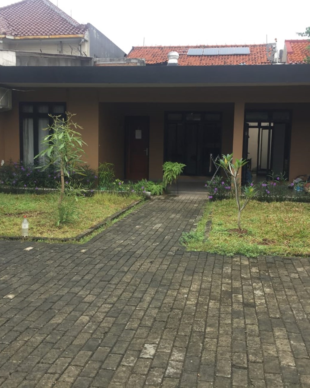 Dijual Rumah di Pangkalan Jati Cinere, Semi Furnished, 1 Lantai
