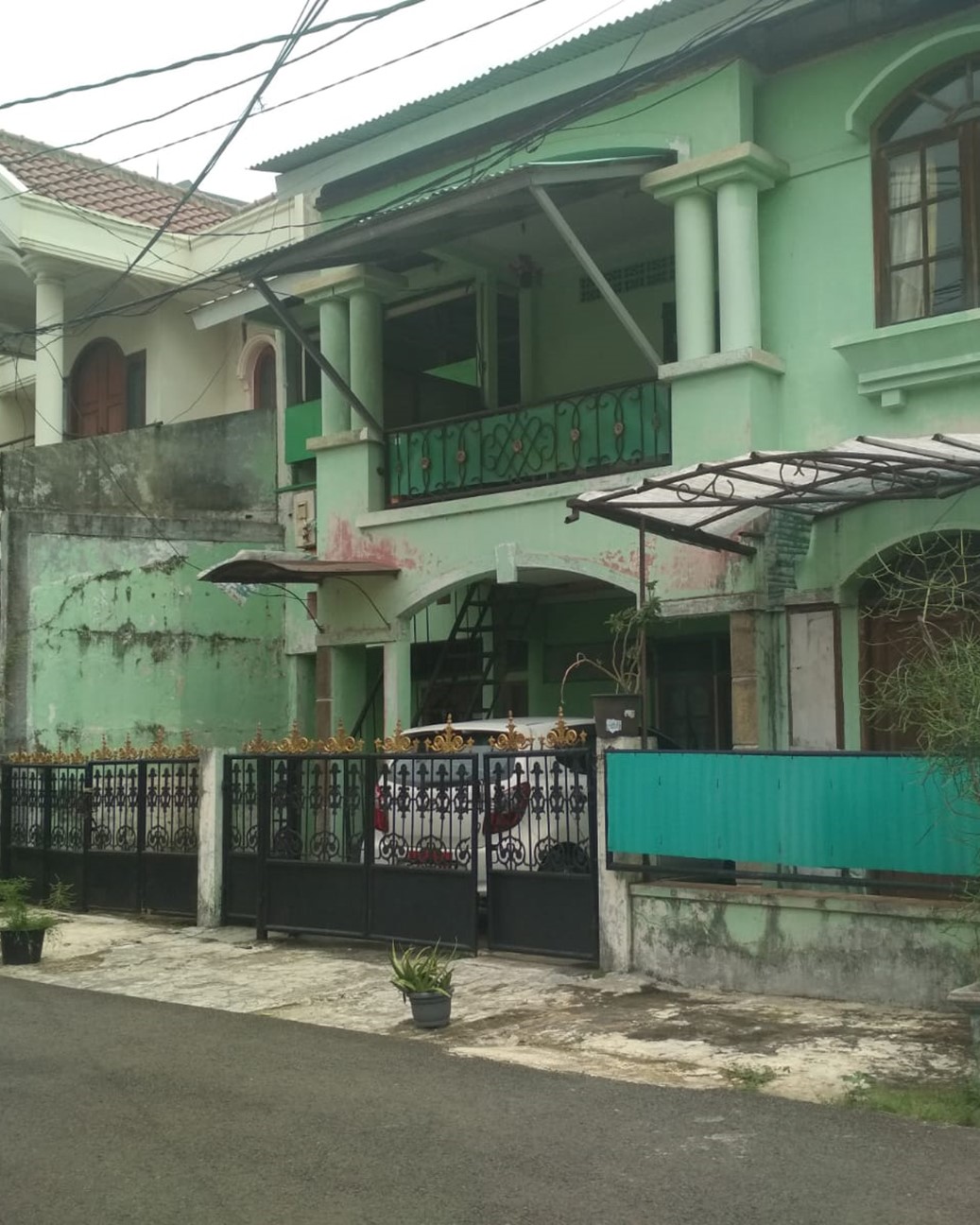 Rumah Dijual di Pejompongan, Kondisi Butuh Renovasi