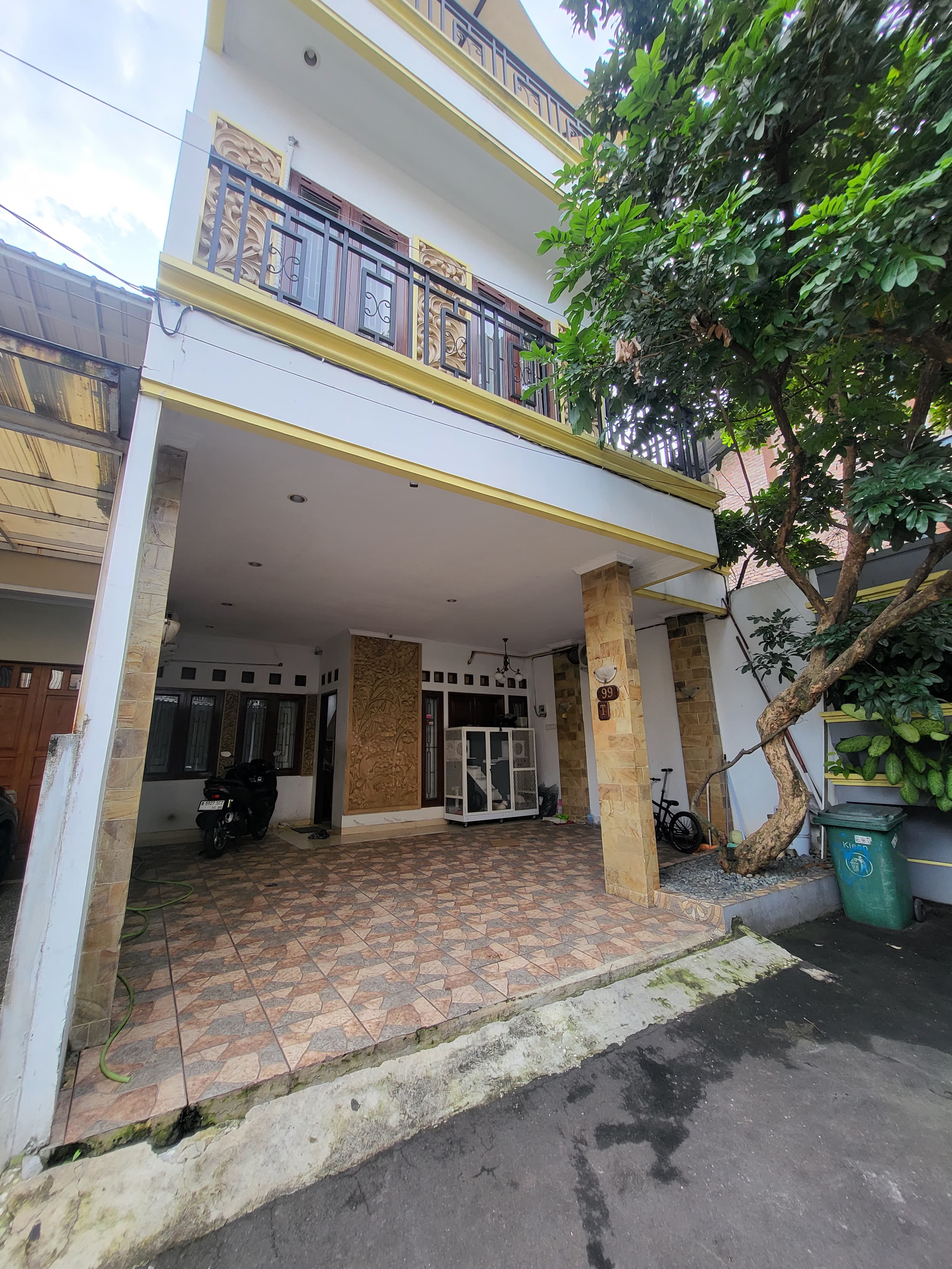 Dijual Rumah 2 Lantai di Jagakarsa, Dalam Komplek