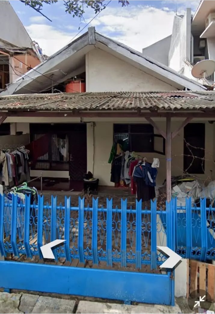 Rumah Lama Dijual di Area Panglima Polim, Dekat MRT Blok A
