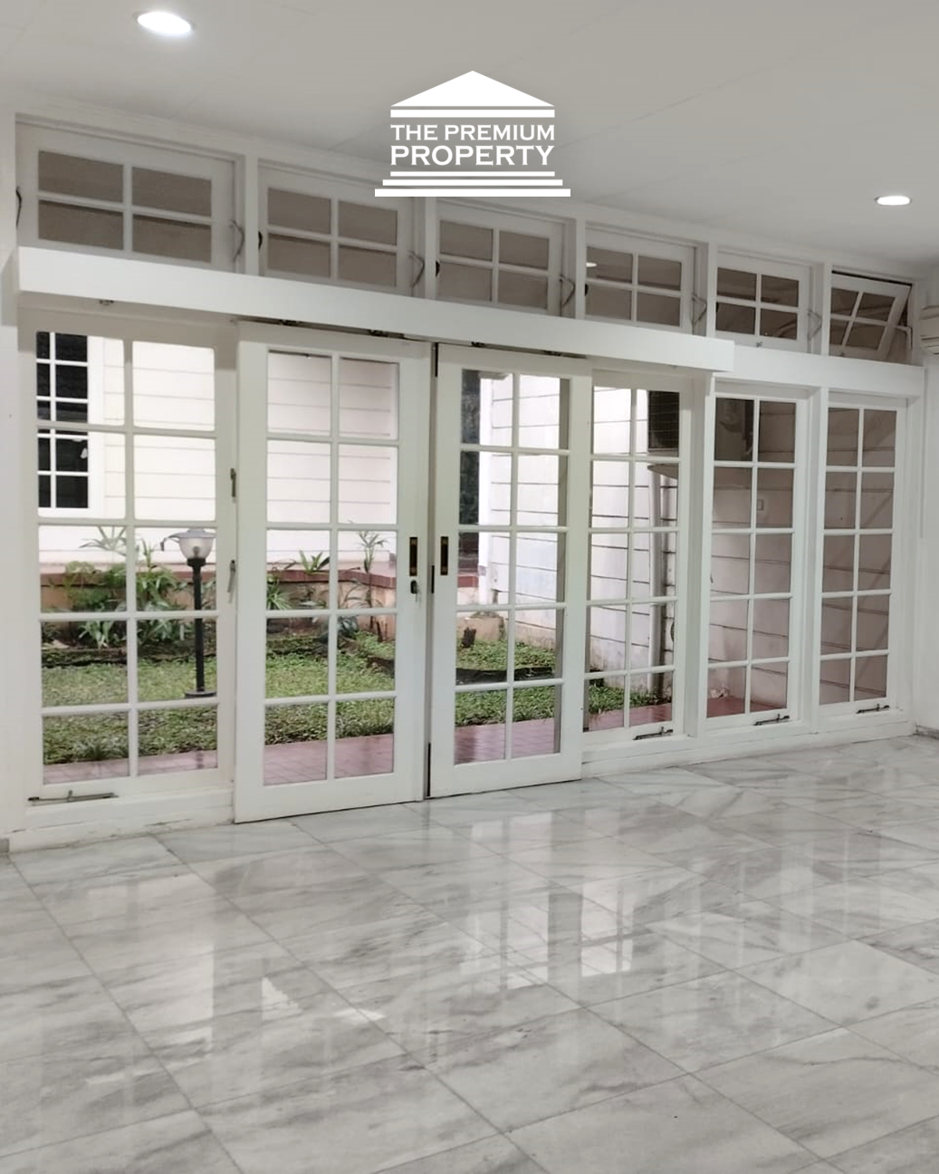 Ada Paviliun. Terletak di jantung kawasan Kuningan!