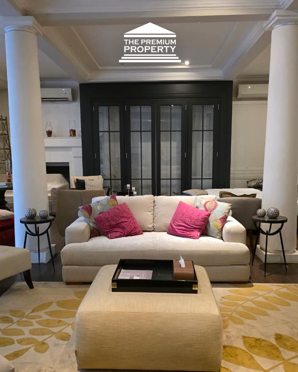 Rumah Sewa Panglima Polim Jakarta Selatan: Parkir 6 Mobil, Jalan 2 Mobil