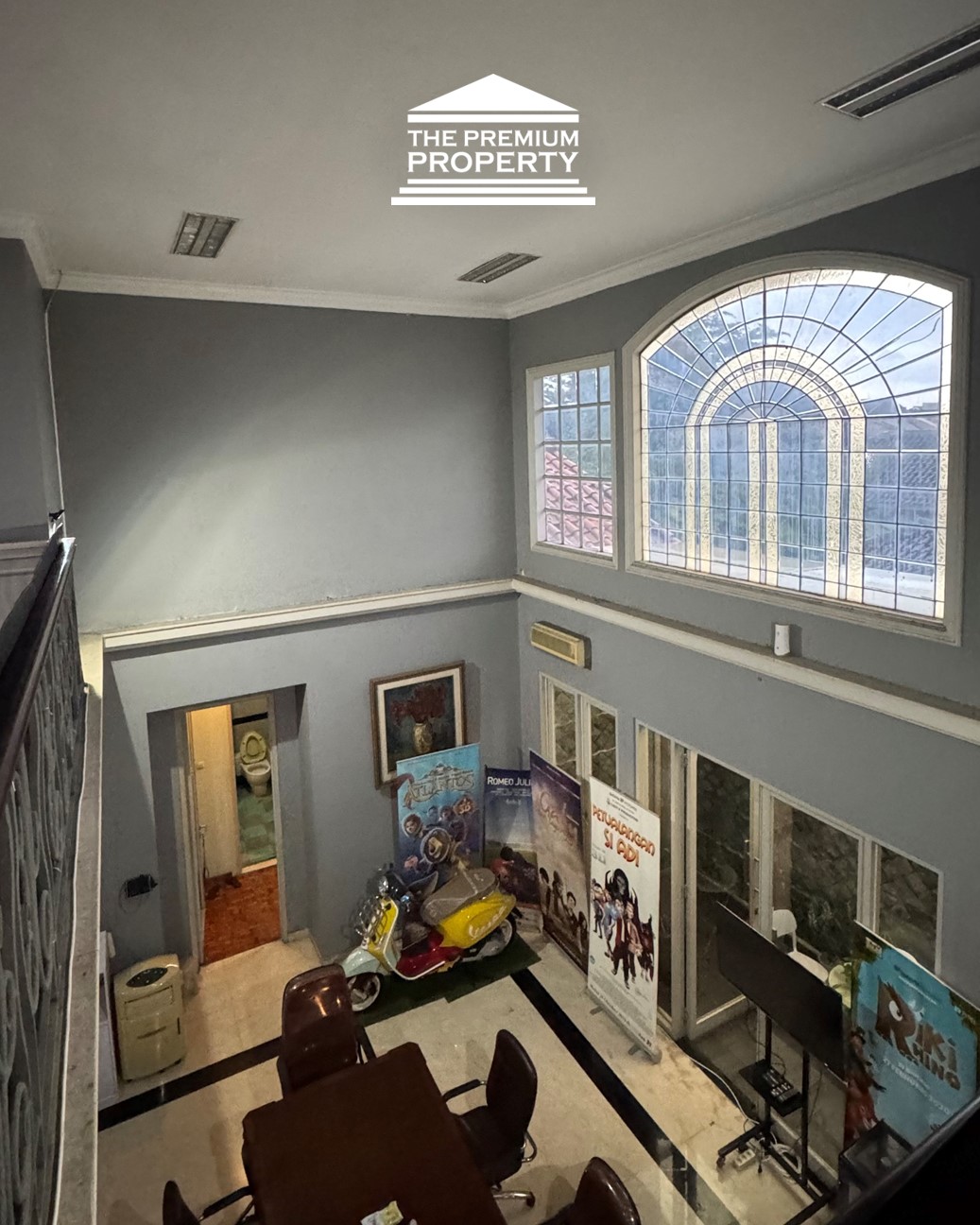 Rumah di Lokasi Strategis Kebayoran Baru – Posisi Huk, Cocok Kantor & Klinik