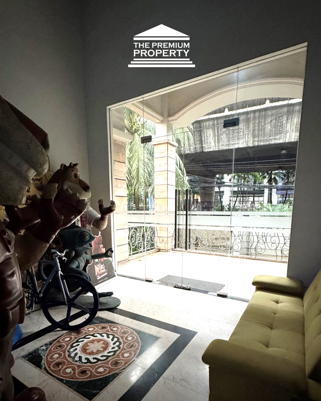 Rumah di Lokasi Strategis Kebayoran Baru – Posisi Huk, Cocok Kantor & Klinik