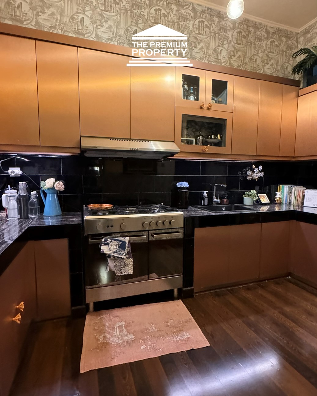 Hunian Eksklusif Kebayoran Baru Area Pakubuwono, Fully Furnished Ada Kolam Renang