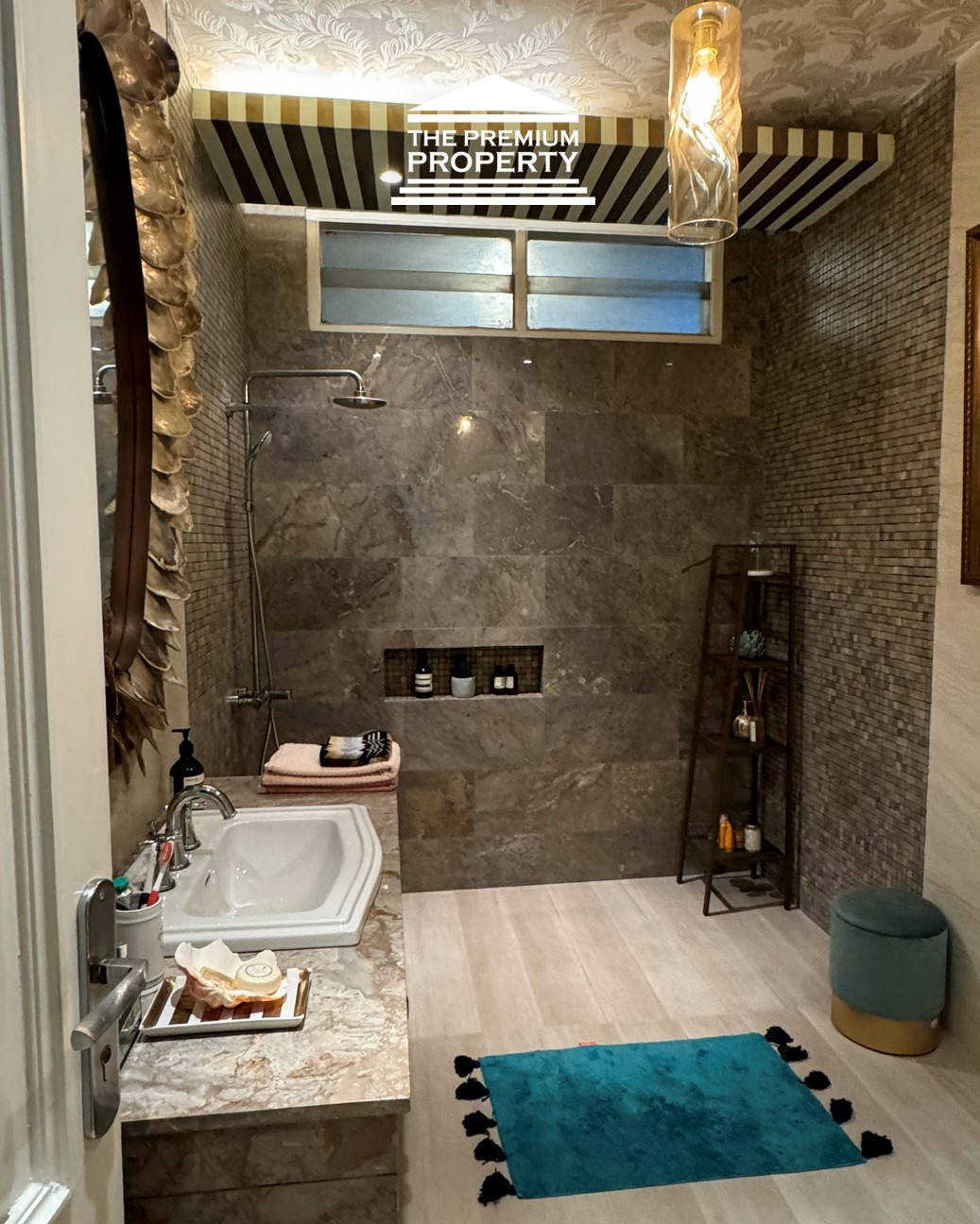 Hunian Eksklusif Kebayoran Baru Area Pakubuwono, Fully Furnished Ada Kolam Renang