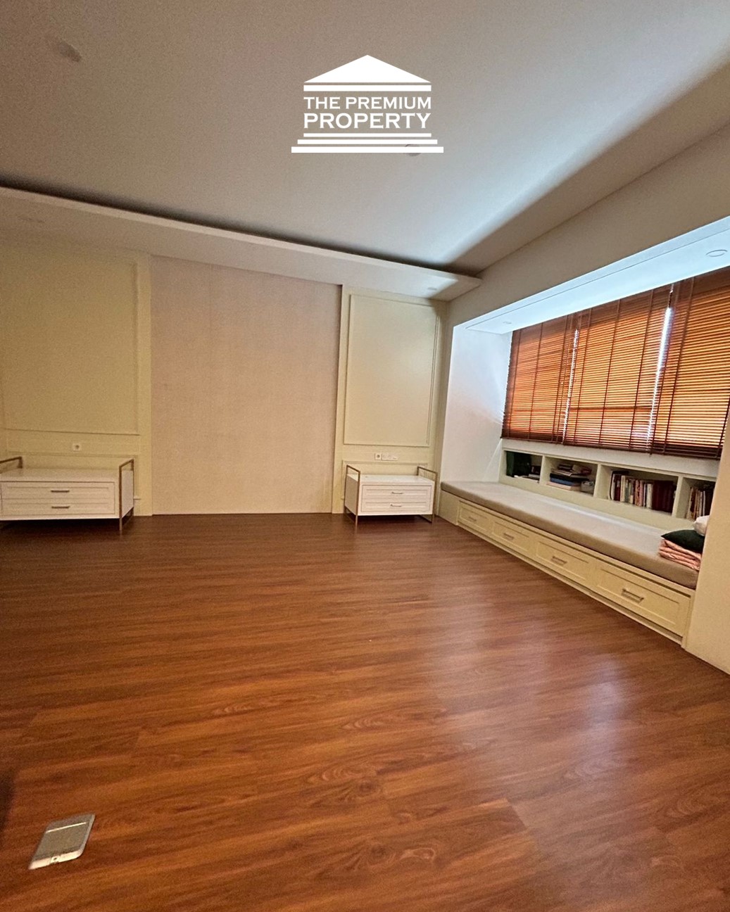 Rumah Mewah Pondok Indah Tersewa – ROI Jelas, Desain Estetik, Ada Solar Panel