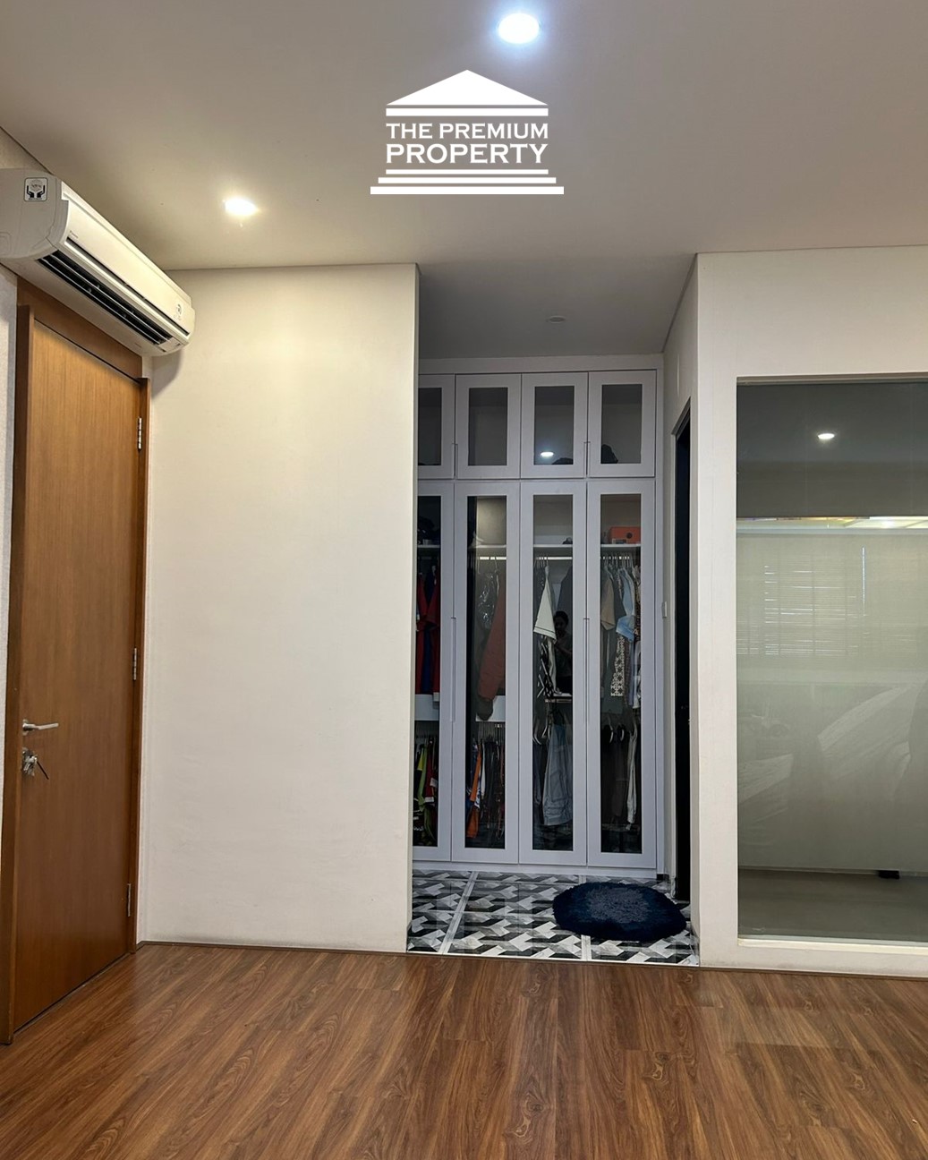 Rumah Mewah Pondok Indah Tersewa – ROI Jelas, Desain Estetik, Ada Solar Panel