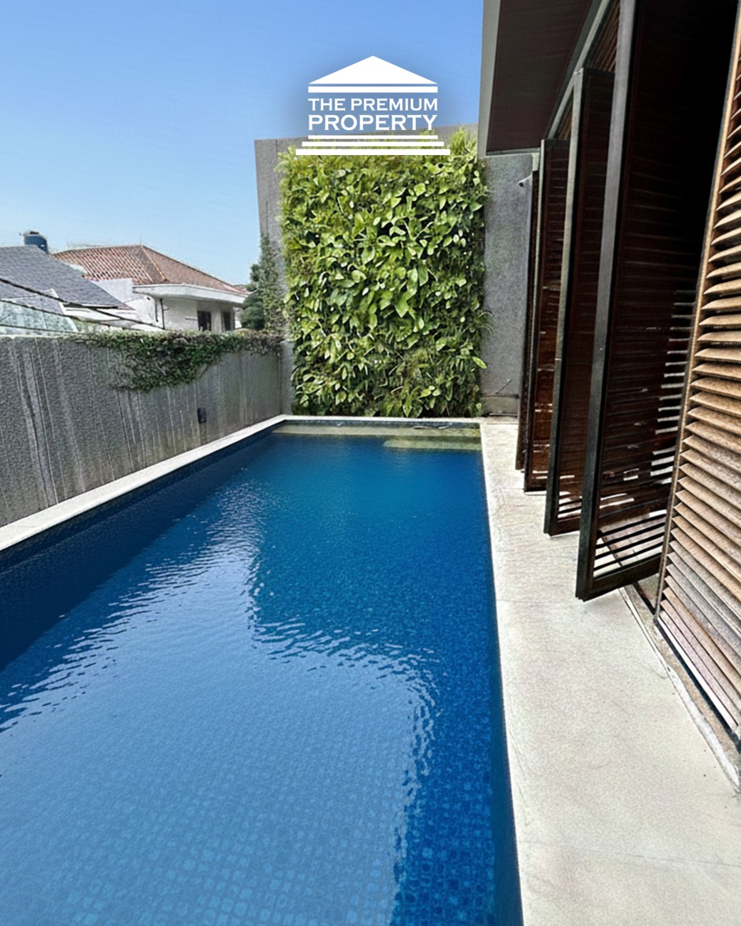 Rumah Mewah Pondok Indah Tersewa – ROI Jelas, Desain Estetik, Ada Solar Panel