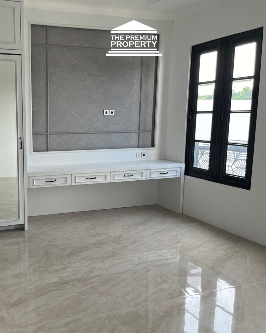 Dijual Rumah Baru 4 Lantai Mewah Modern dengan Rooftop dan Lift di Kebayoran Baru Jakarta Selatan