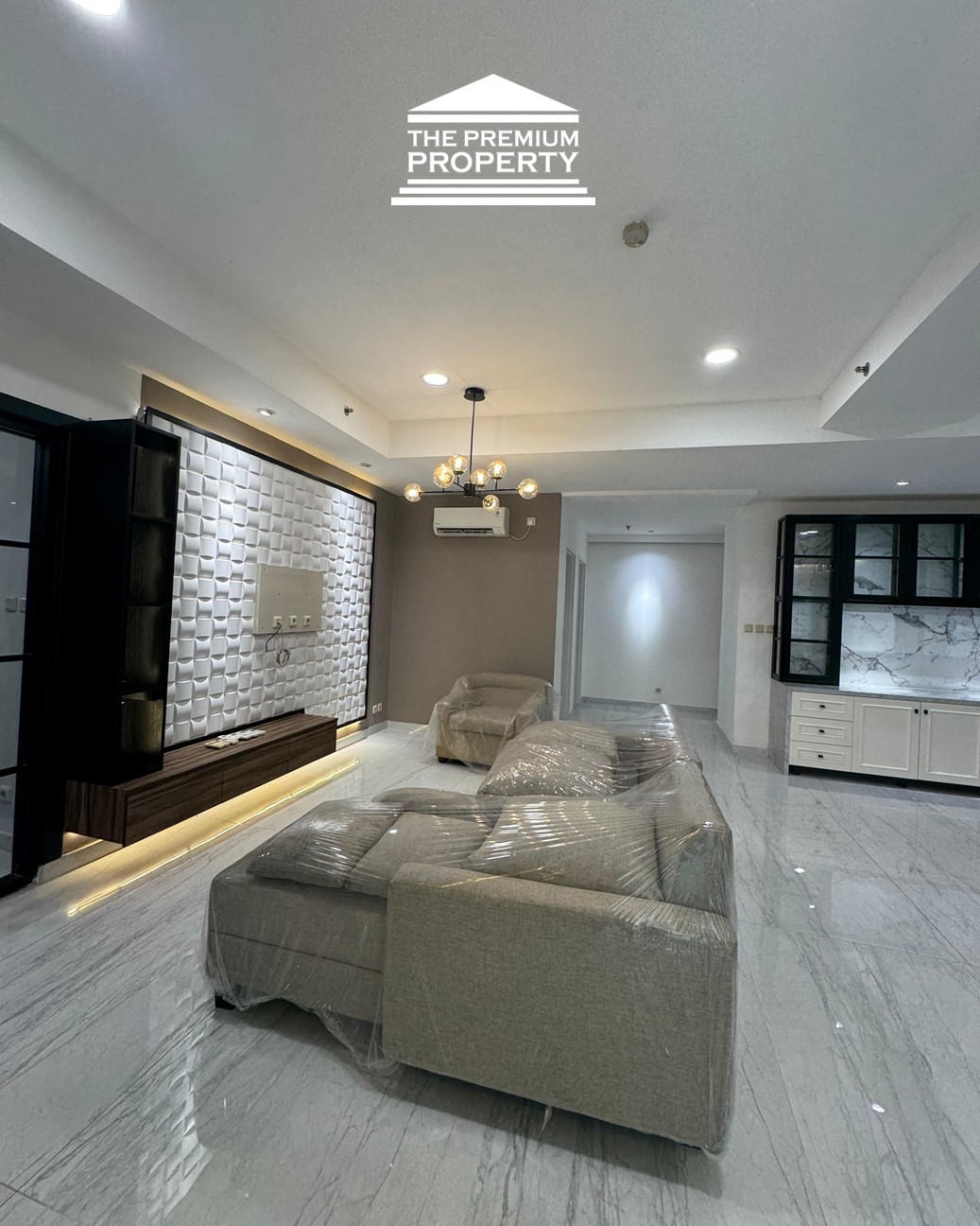 Apartemen Disewa Golf Hill Terrace Tower B, 3 KT, Furnished, View Pool