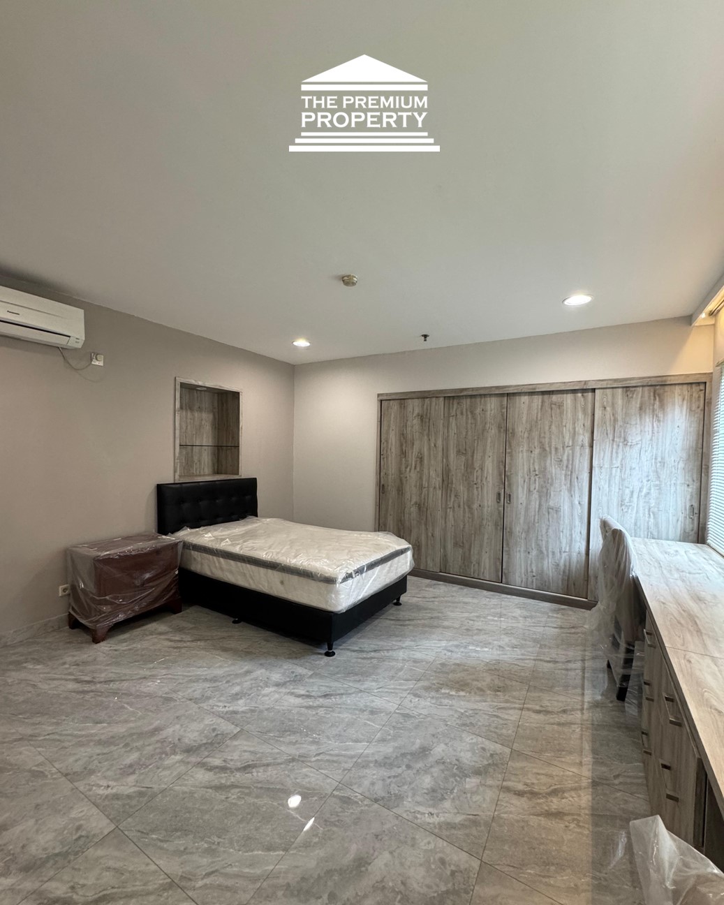 Apartemen Disewa Golf Hill Terrace Tower B, 3 KT, Furnished, View Pool