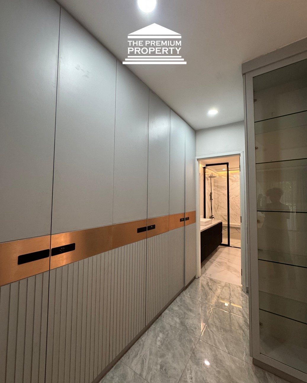 Apartemen Disewa Golf Hill Terrace Tower B, 3 KT, Furnished, View Pool