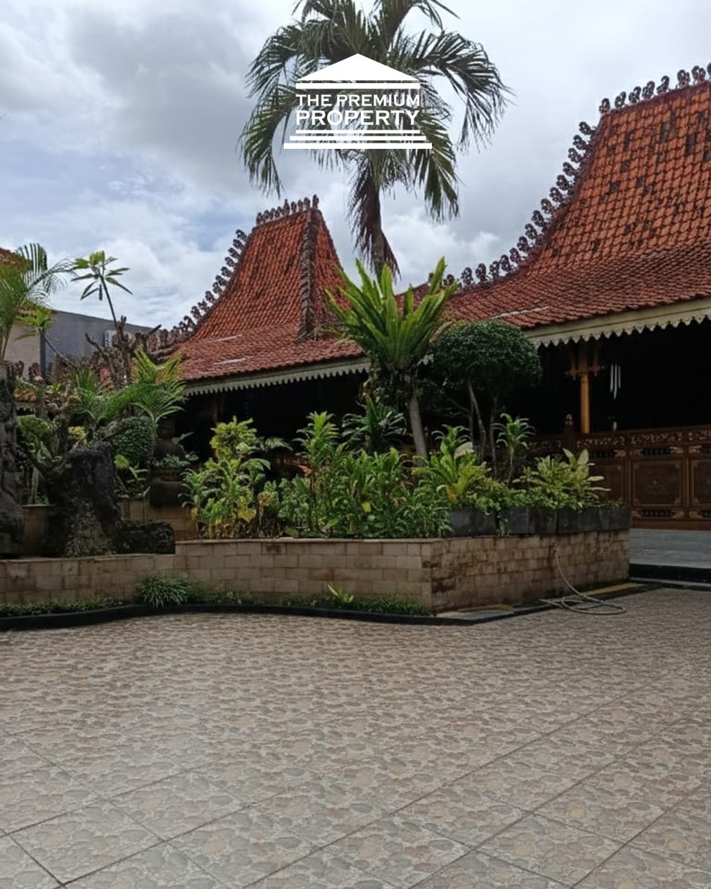 Jual Rumah Kost Exclusive Baru Renovasi 15 Kamar Tidur, Fully Furnished