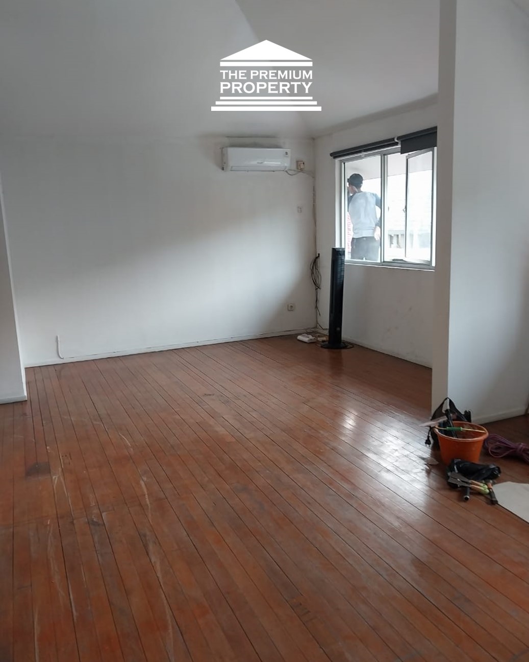 Rumah Dijual di Pondok Indah, 2,5 lantai, Siap Huni