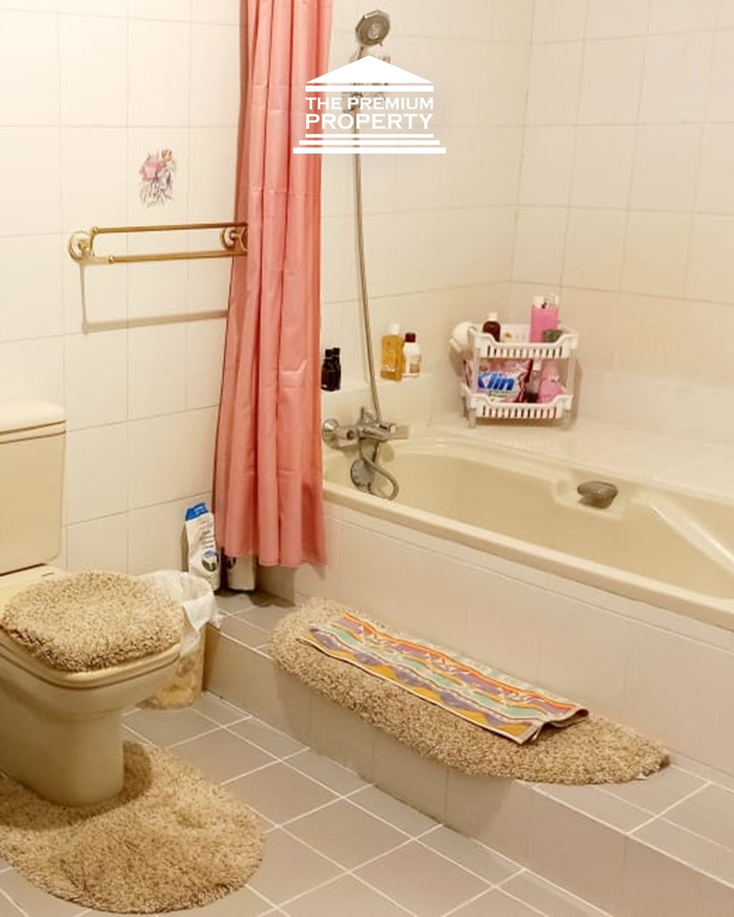 Rumah Dijual di Lebak Bulus, 2 Lantai, Luas 250 m2, 3 Kamar Tidur, Bebas Banjir