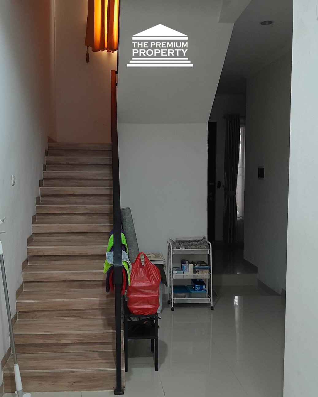 Rumah Dijual di Duren Tiga, Jalan Lebar, 2 Lantai, 4 Kamar Tidur