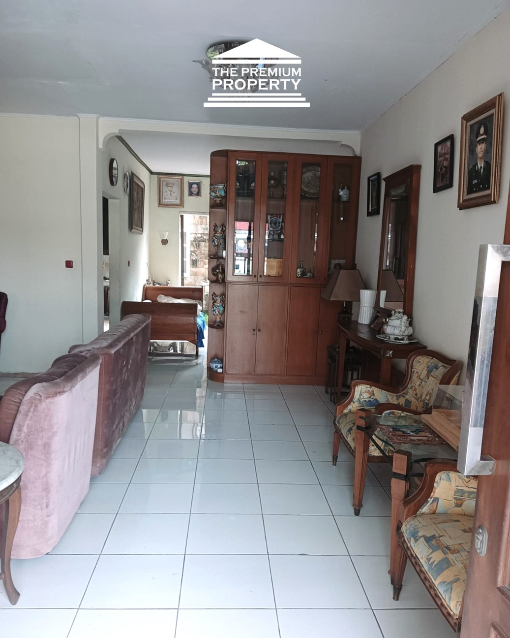 (pepaya raya 37A) Jual Rumah di Jagakarsa, 2 Lantai, Jalan Lebar, Sangat dekat dengan Minimarket