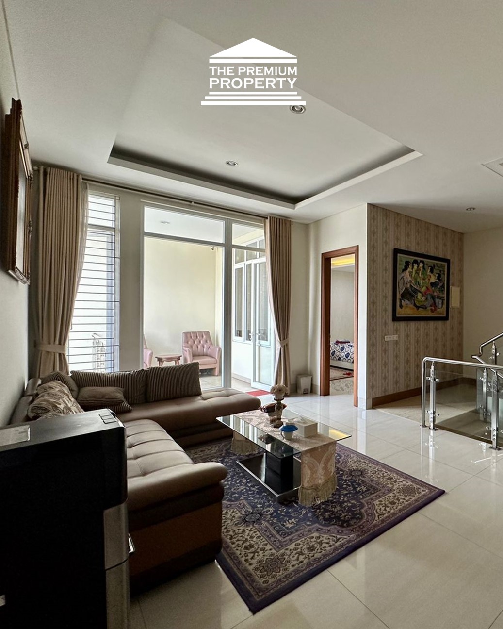 Rumah Cantik Dijual di Pondok Indah, 3 Lantai, 6 Kamar Tidur