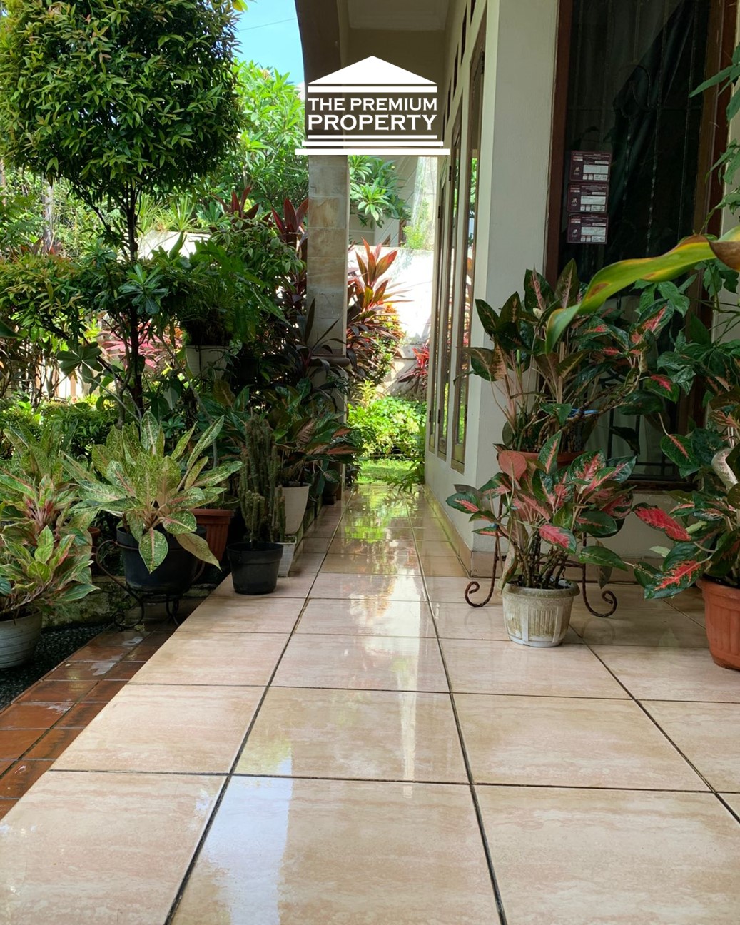 Rumah Dijual di Kebayoran Baru. Lokasi Strategis, dekat ke SCBD. 2 Lantai