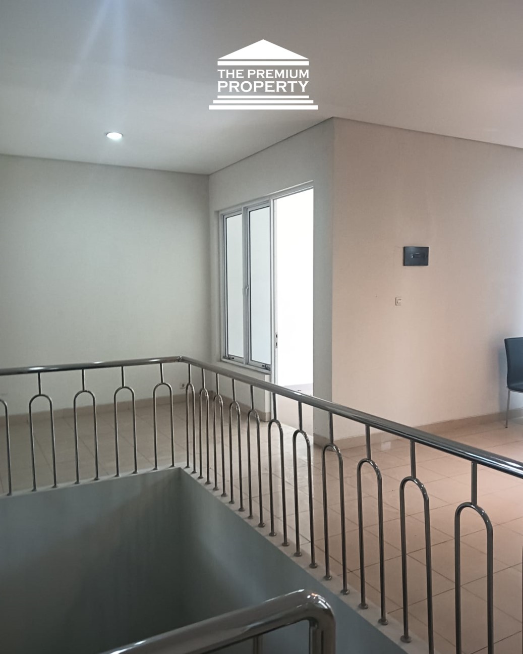 Rumah Dijual di Kebayoran Baru, Dekat Radio Dalam, Blok M, Bisa untuk Kantor