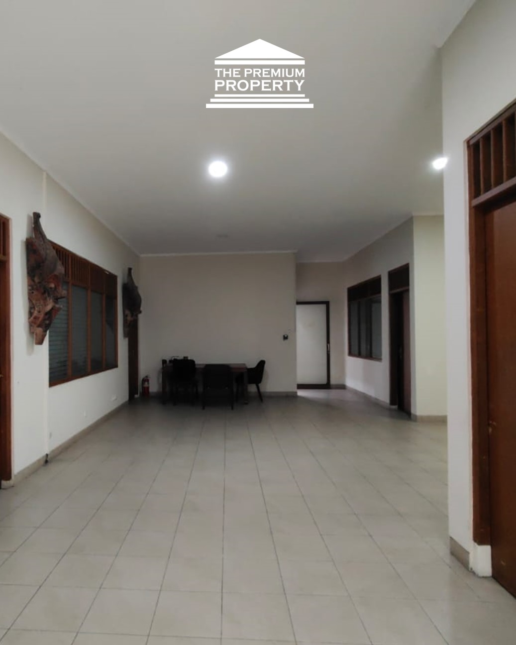 Rumah Dijual di Setiabudi. 1 Lantai, Bekas Kantor