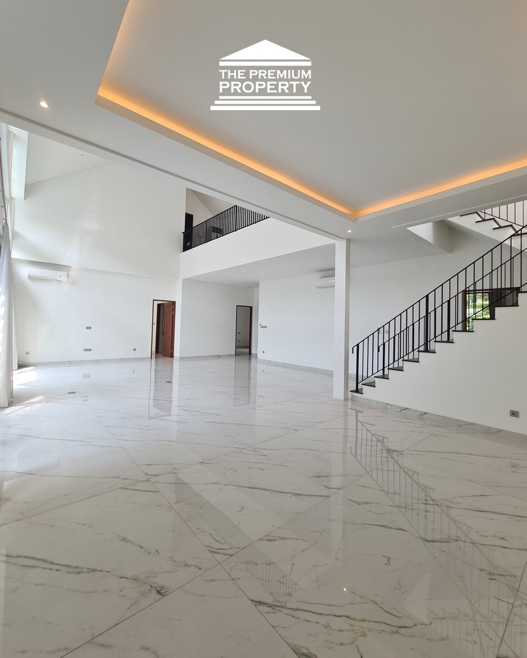 Siap Huni! Rumah 2 Lantai area Selong, Jalan Lebar, Tenang