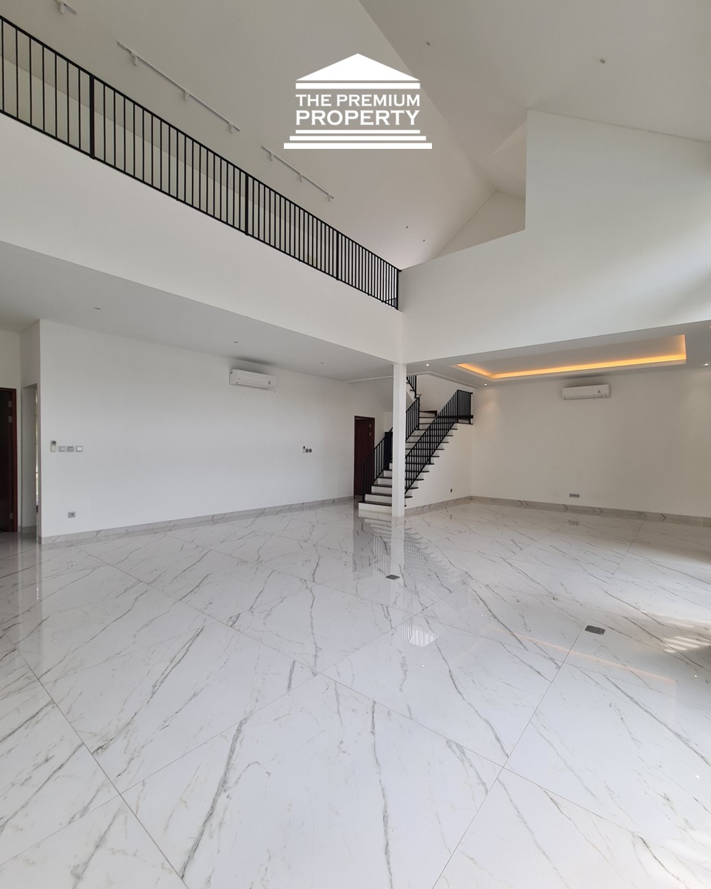 Siap Huni! Rumah 2 Lantai area Selong, Jalan Lebar, Tenang