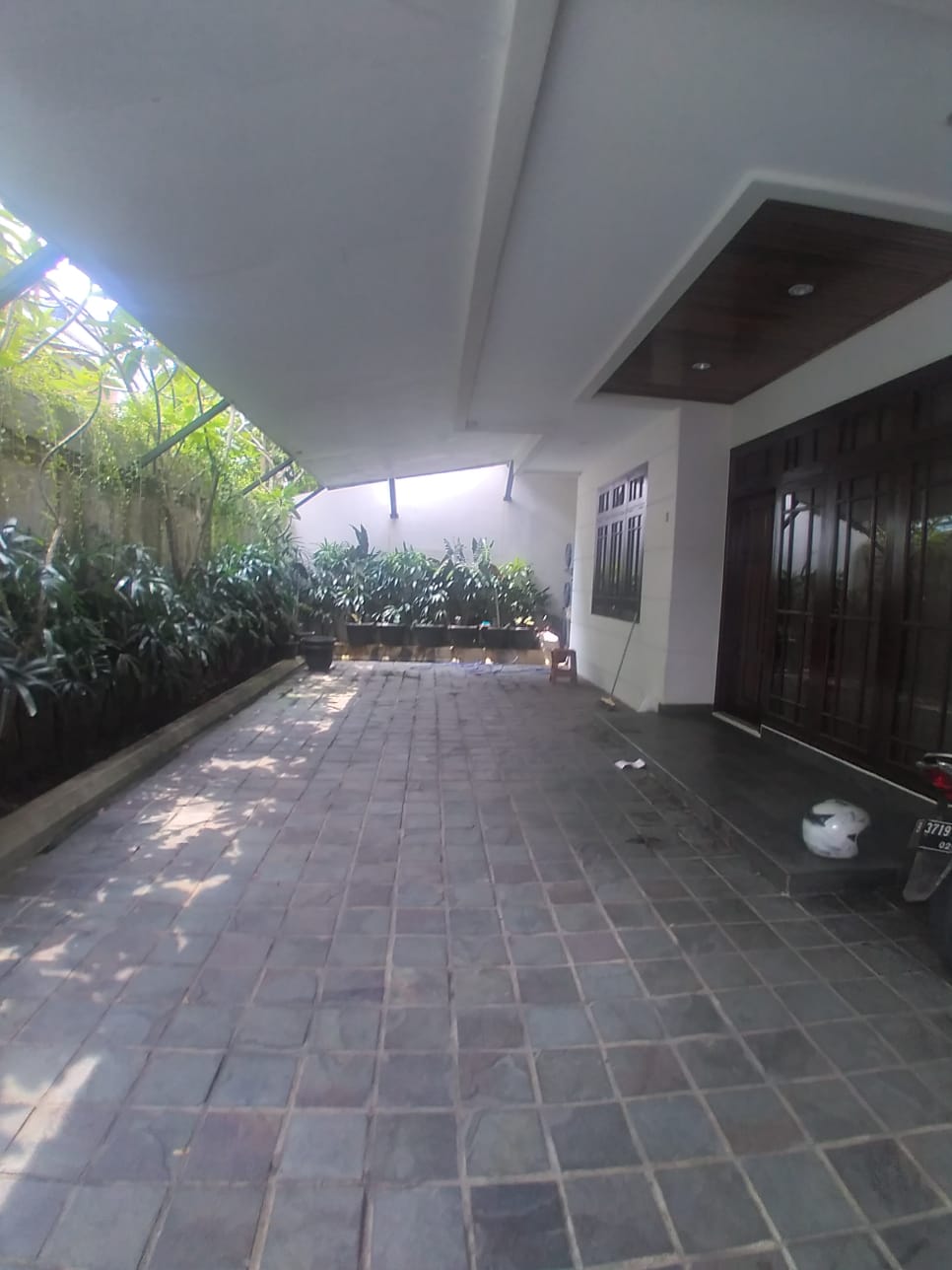 Rumah Dijual area Panglima Polim, Rumah Bagus 3 Lantai, Fully Furnished!