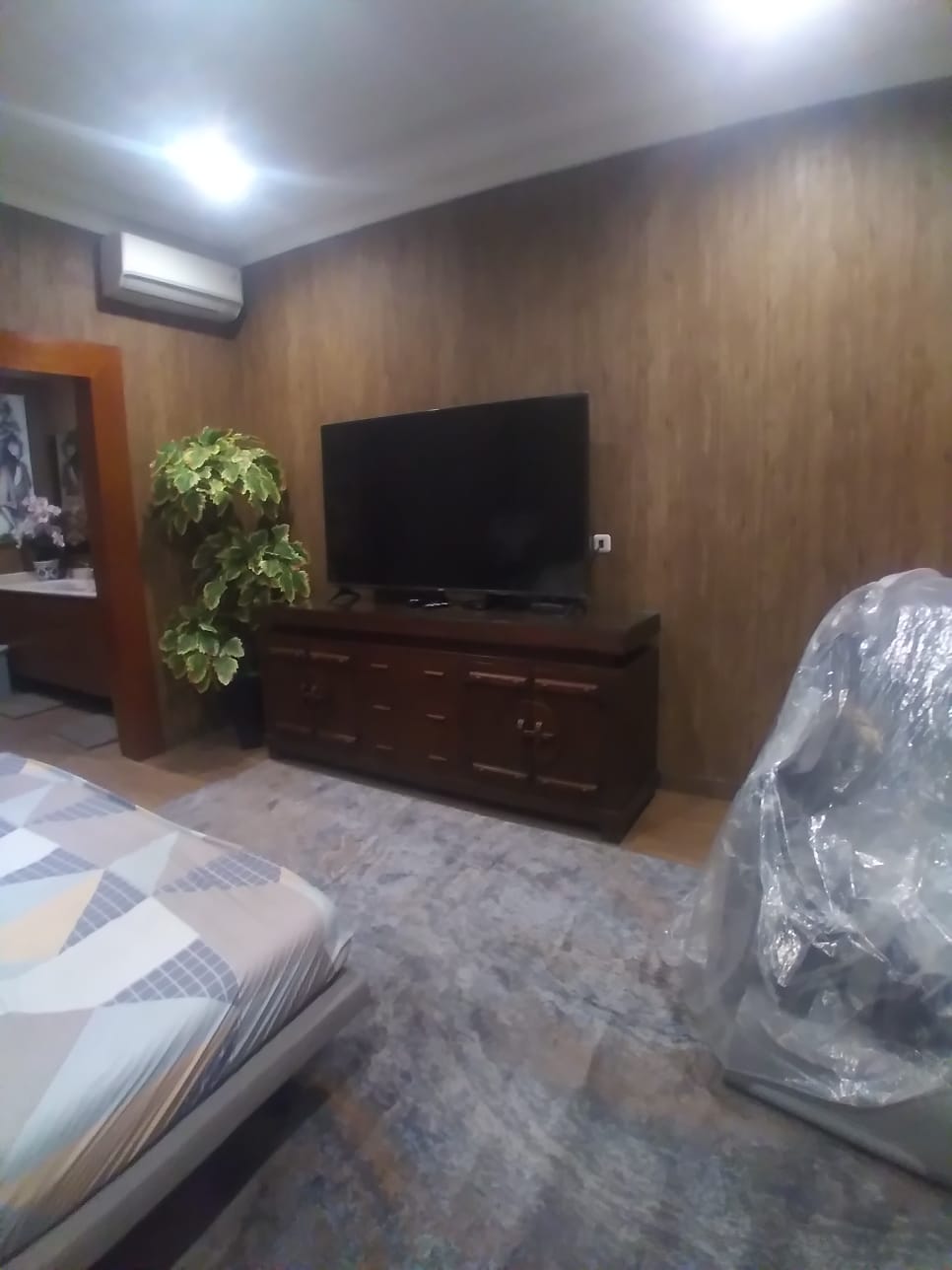 Rumah Dijual area Panglima Polim, Rumah Bagus 3 Lantai, Fully Furnished!