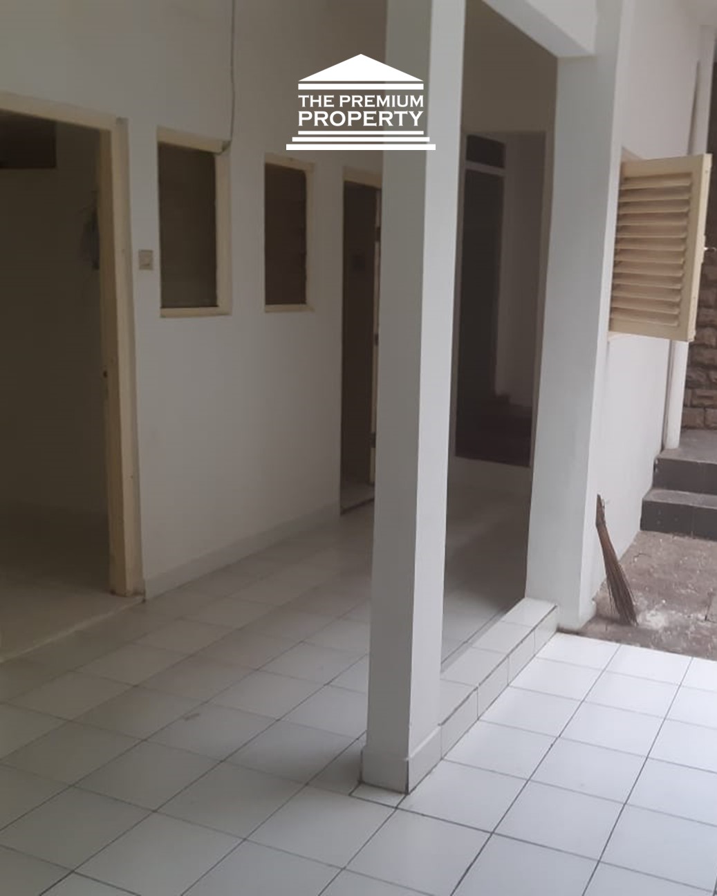 Dijual Rumah 2 Lantai, Tanah Fisik Lebih Besar, Ada Brandgang, Dekat MRT, Blok M