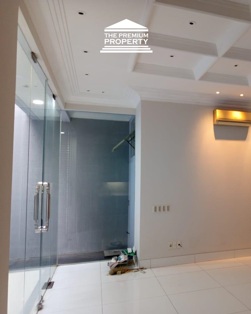 Masterbed di Lantai 1! Rumah 5 Kamar di Pondok Indah – Siap Huni