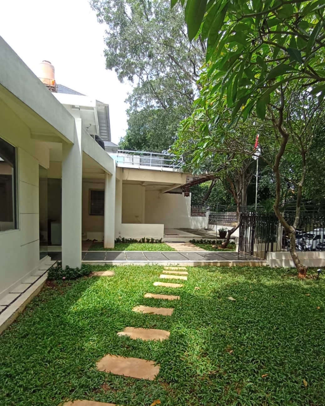 Rumah Dijual di Kebayoran Baru, Dekat Pakubuwono, Cocok untuk Silent Office