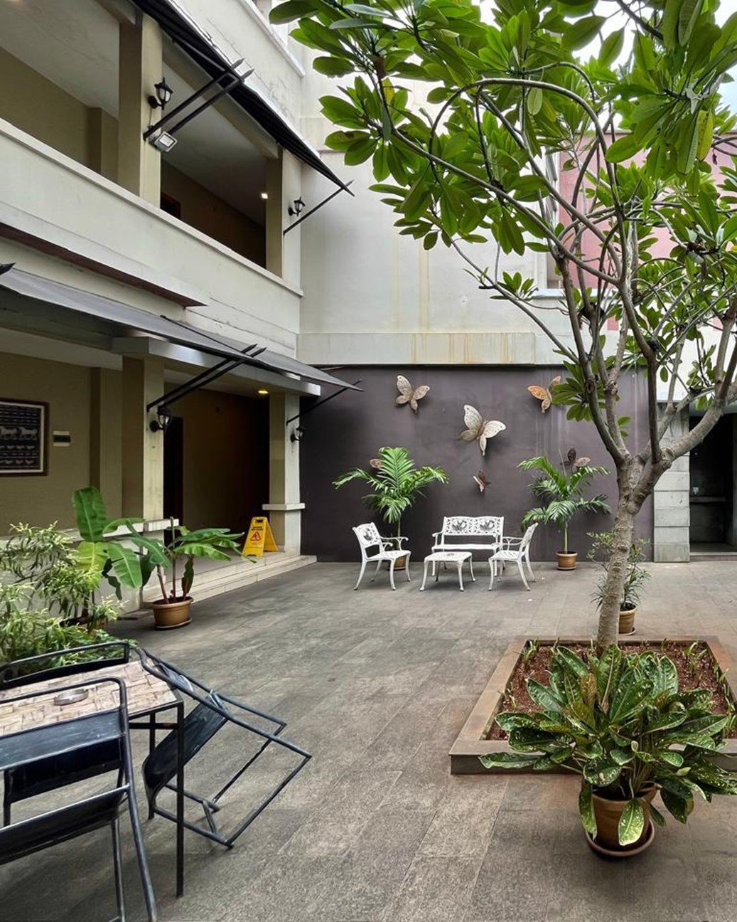 Peluang Investasi: Boutique Hotel & Apartment di Jantung Jakarta Selatan