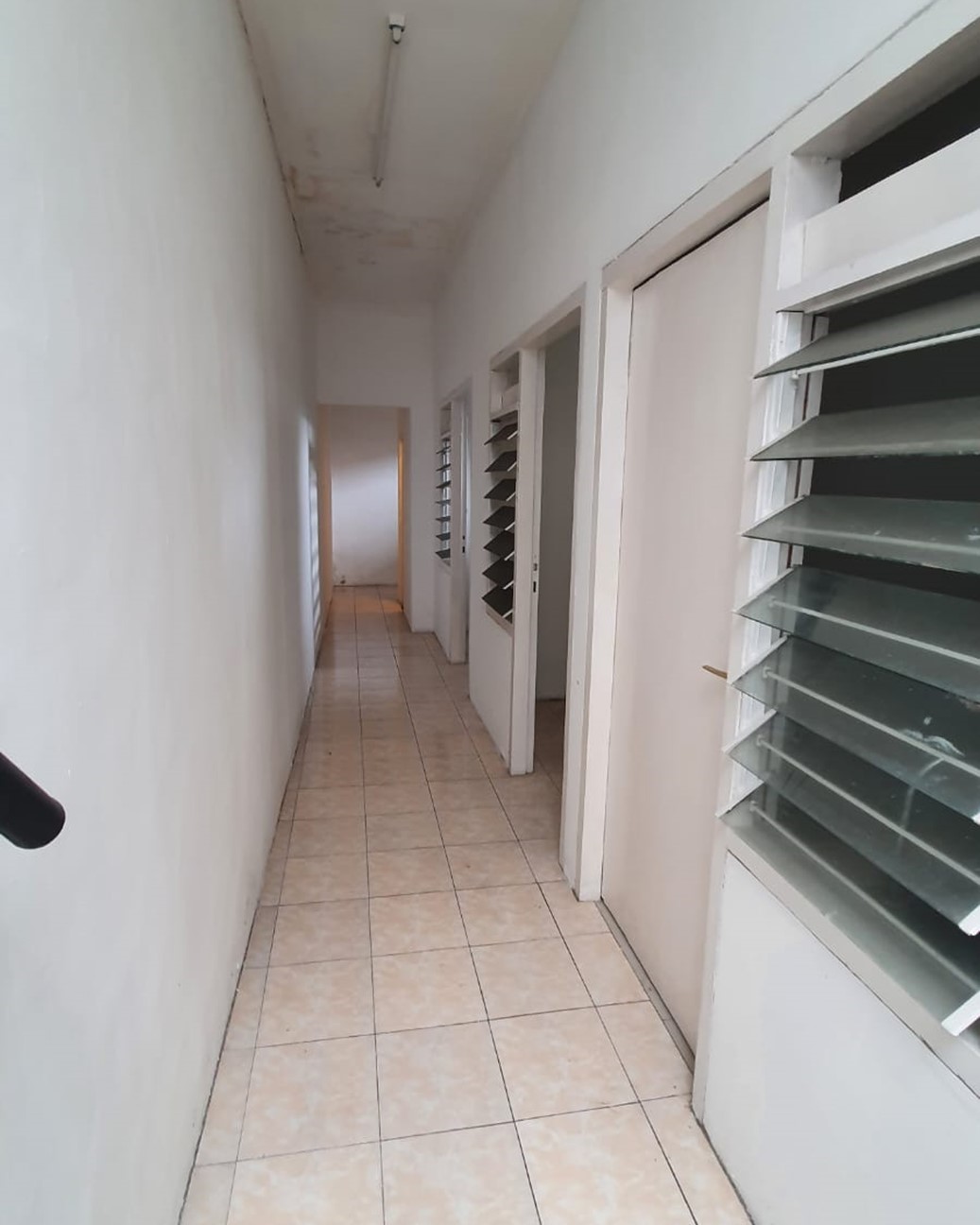 Rumah Dijual di Cipete. Ada 2 Rumah. Bisa Beli 1 Rumah Yang Besar