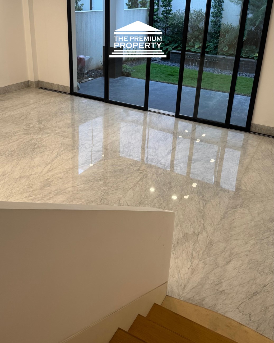 Rumah Mewah Pondok Indah, Siap Huni, 4 Lantai, Dalam Komplek Townhouse