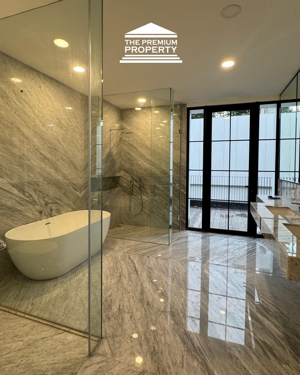 Rumah Mewah Pondok Indah, Siap Huni, 4 Lantai, Dalam Komplek Townhouse