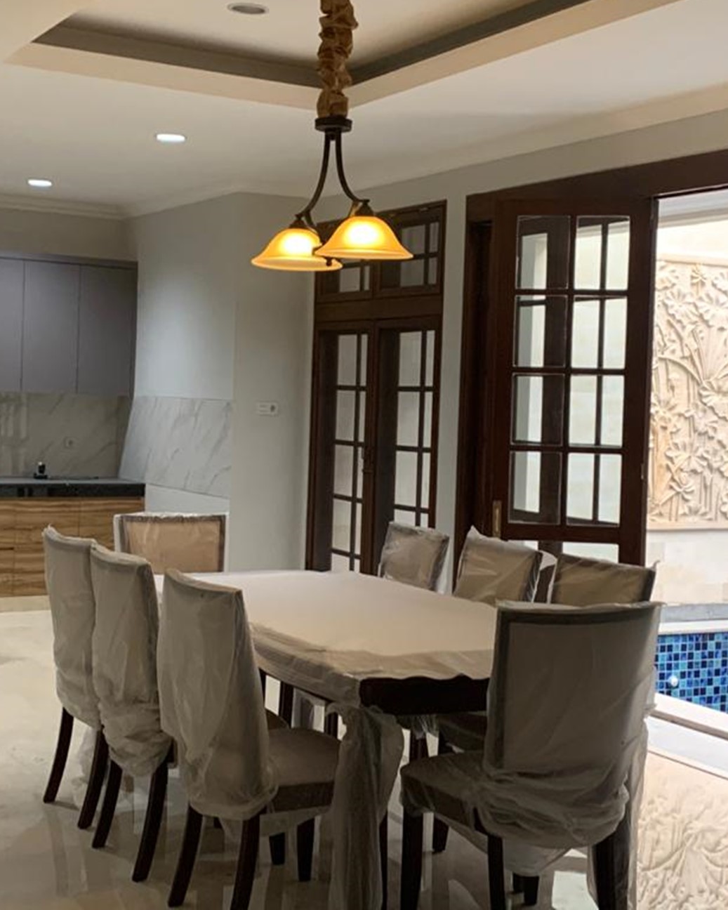 Rumah Dijual di Pondok Indah. Ada Kolam Renang
