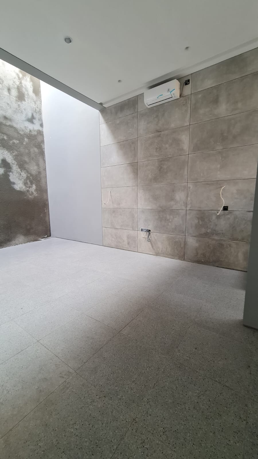 Rumah 3,5 Lantai di Permata Hijau, Brand New, Dalam Town House