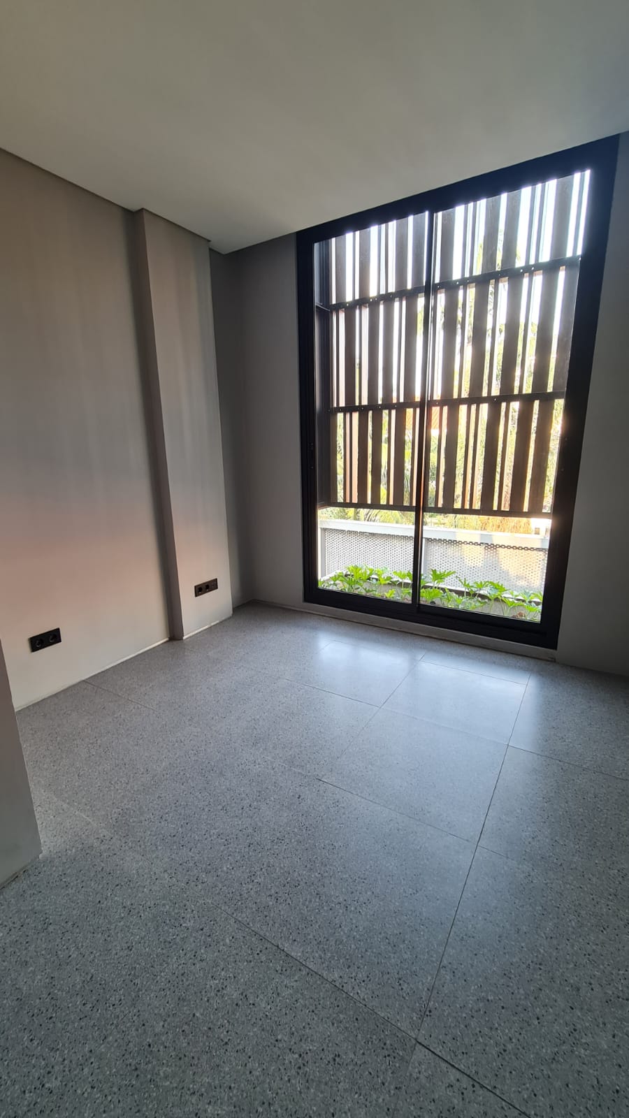 Rumah 3,5 Lantai di Permata Hijau, Brand New, Dalam Town House