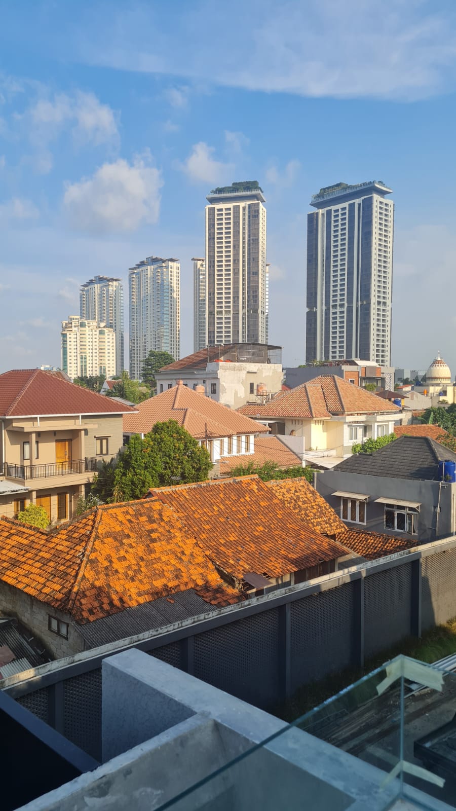 Rumah 3,5 Lantai di Permata Hijau, Brand New, Dalam Town House
