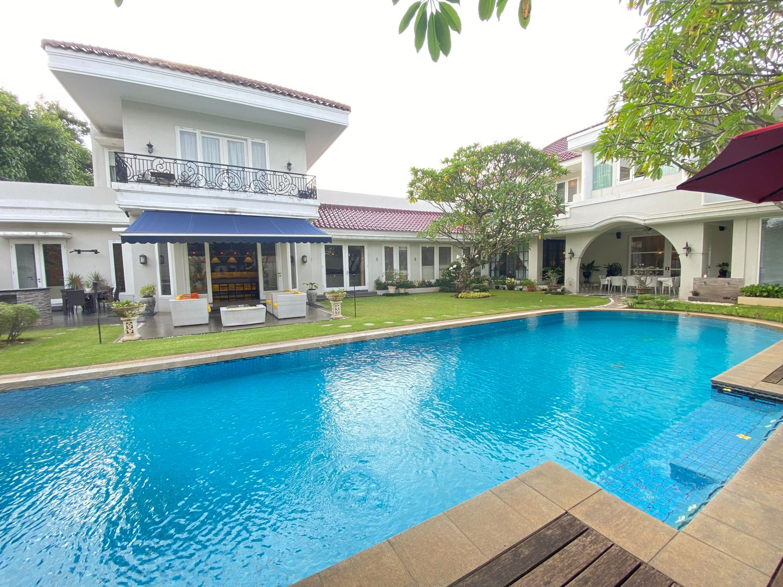 Rumah Mewah 2 Lantai di Permata Hijau Fully Furnished