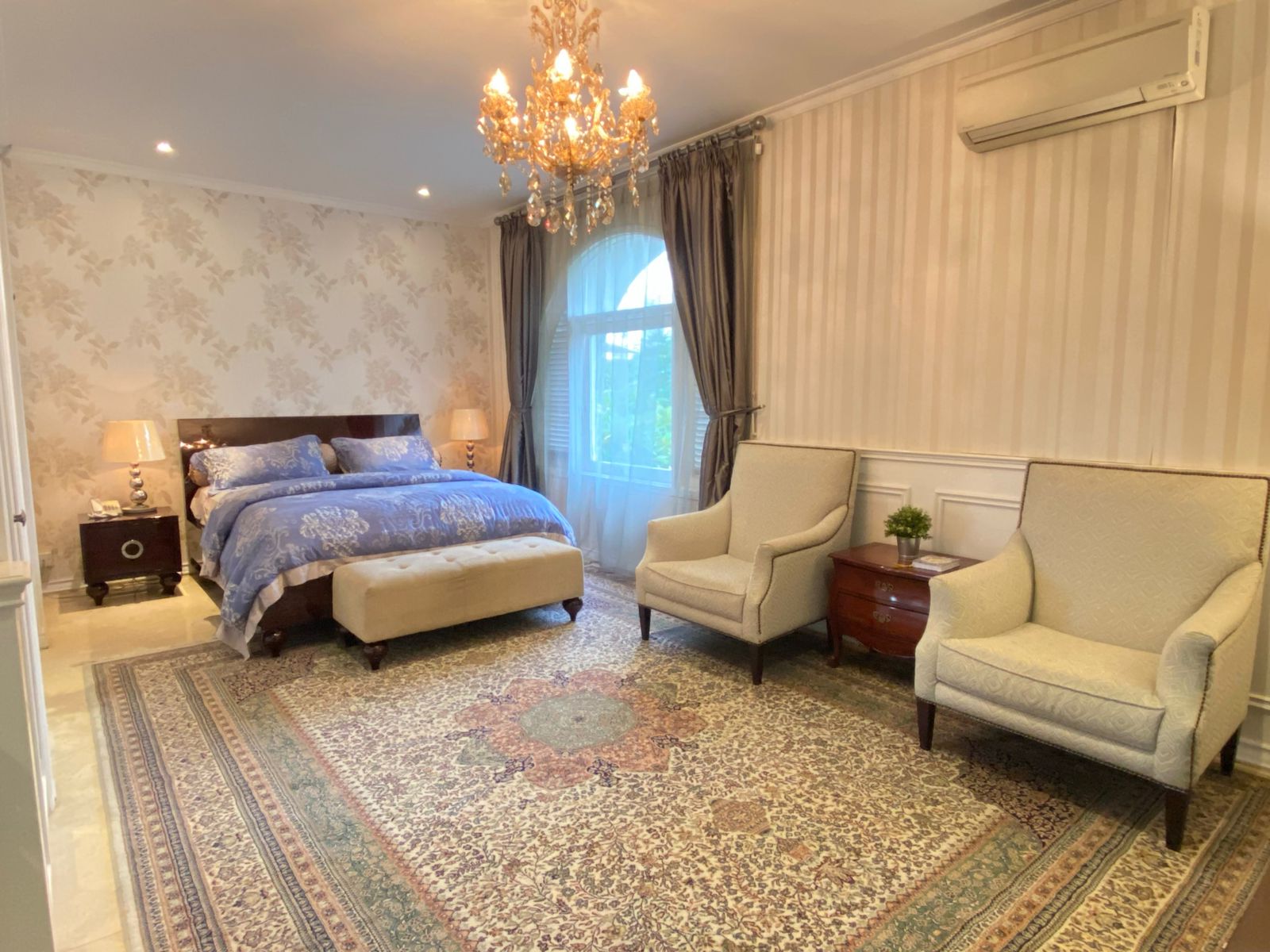 Rumah Mewah 2 Lantai di Permata Hijau Fully Furnished