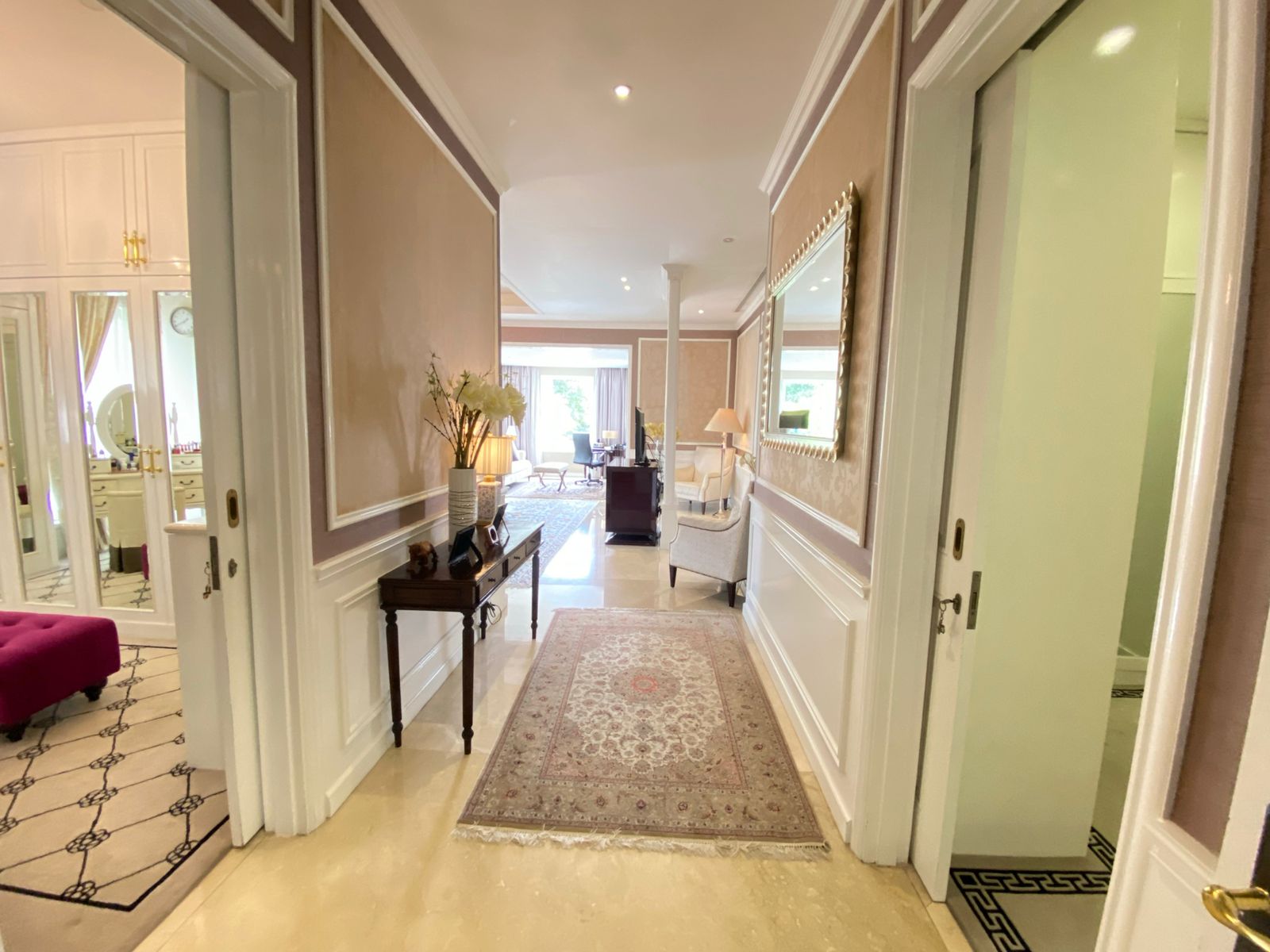 Rumah Mewah 2 Lantai di Permata Hijau Fully Furnished