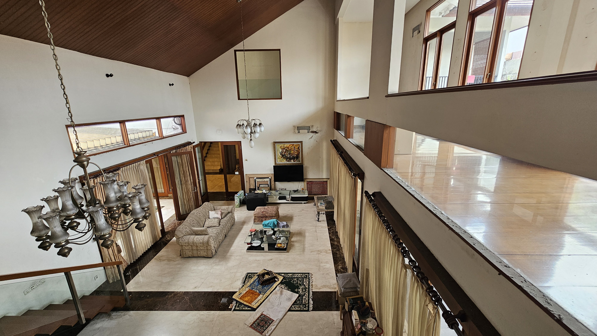 Rumah Mewah Murah di Lebak Bulus, Strategis, Akses Tol, Dekat Fasilitas Umum