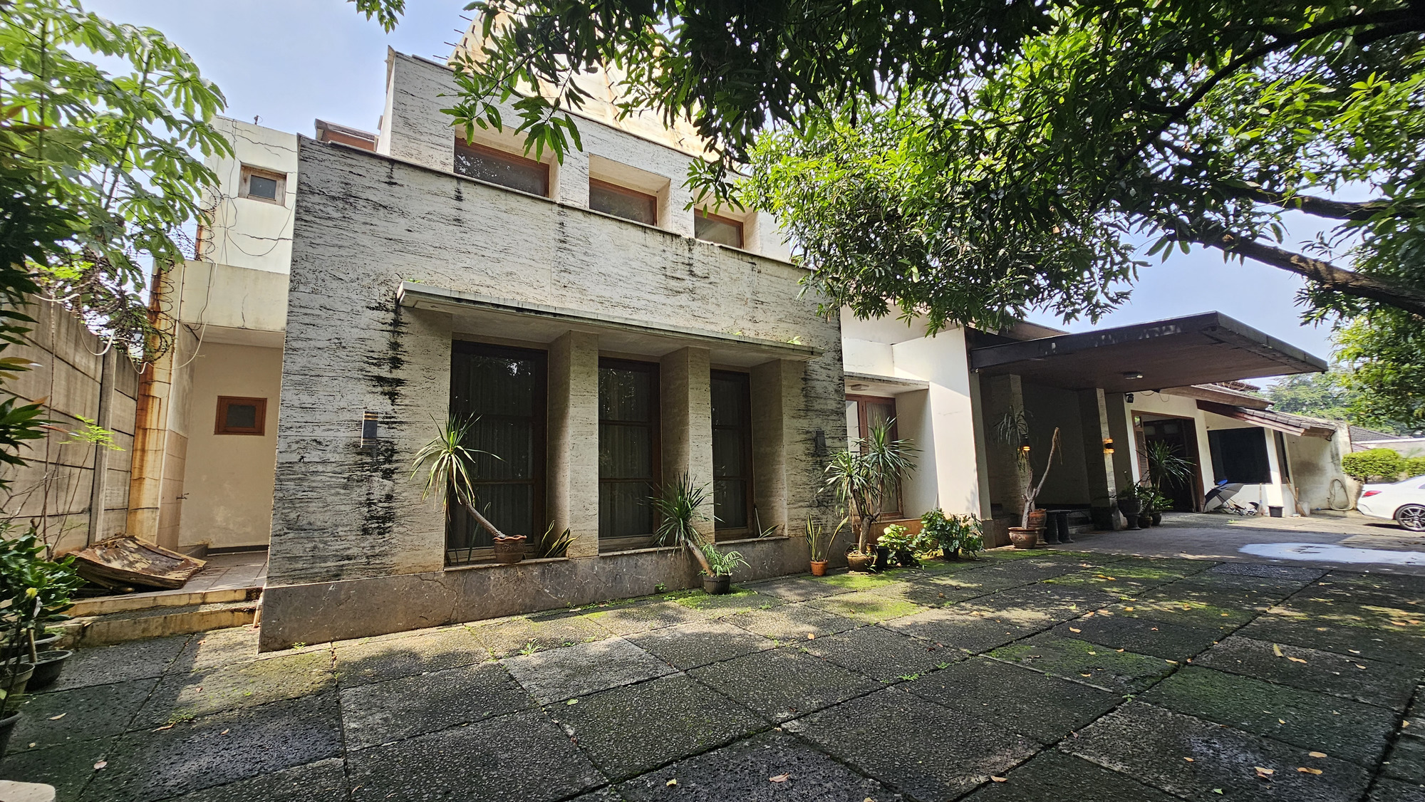 Rumah Mewah Murah di Lebak Bulus, Strategis, Akses Tol, Dekat Fasilitas Umum