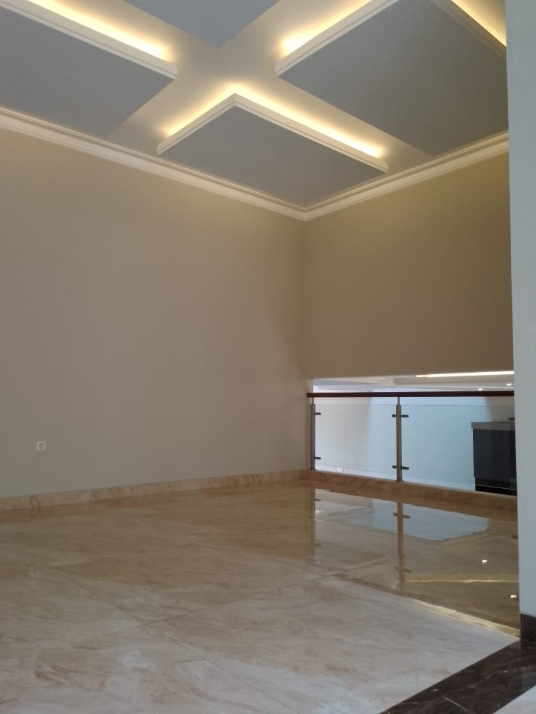 Rumah Dijual di Pesanggrahan, Brand New, 3 Lantai, Jalan Lebar, Dekat Halte Busway