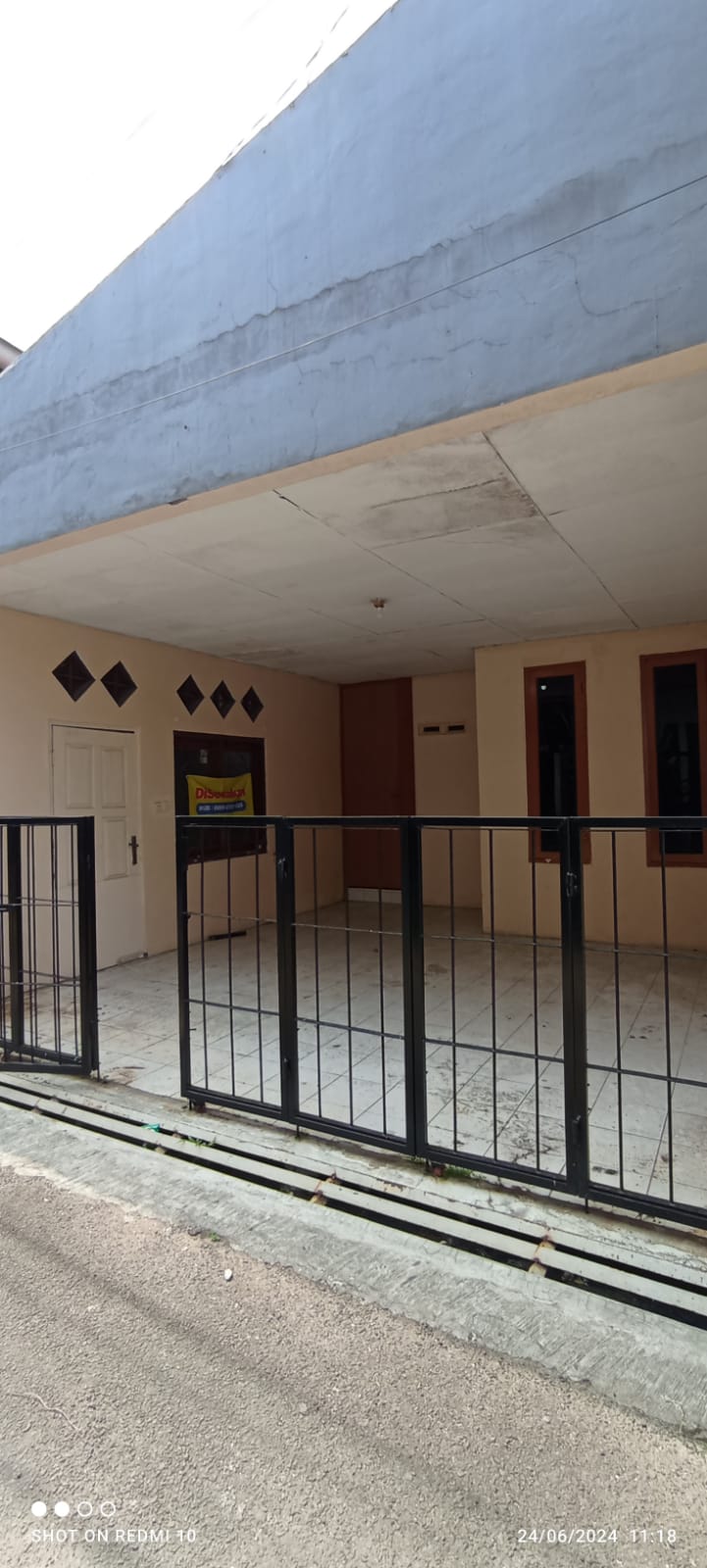 Rumah di Cipedak Jagakarsa, Siap Huni, Akses Jalan 1 Mobil
